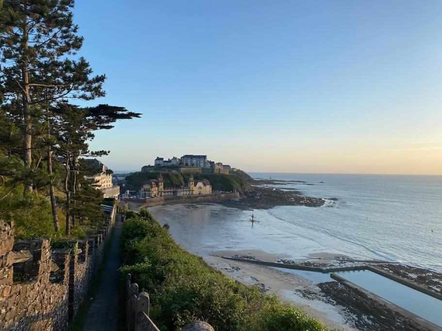 Appartement Les Corsaires Granville Exteriér fotografie
